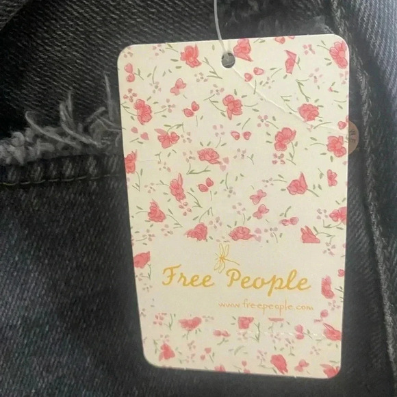 Free People Rugged Black Distressed Jeans Size 26 - Picture 6 of 7